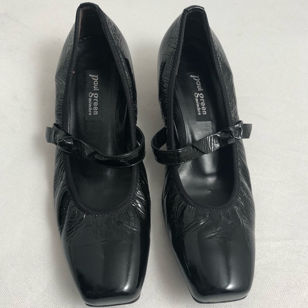 Paul Green black patent leather square Mary Jane shoes